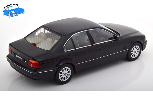BMW 528i E39 Limousine 1995 schwarz | KK-Scale | 1:18